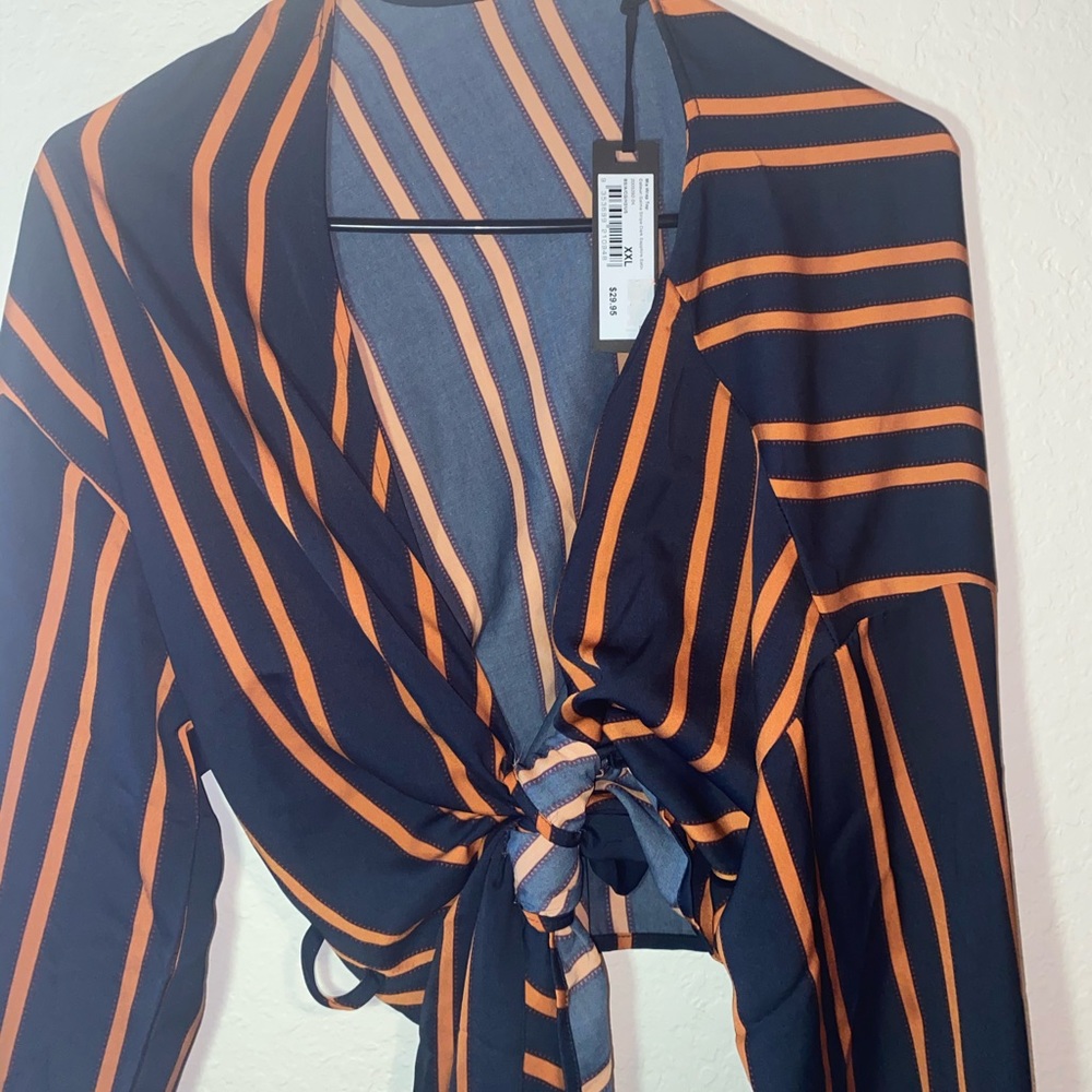 Long sleeve cropped, front tie silk shirt